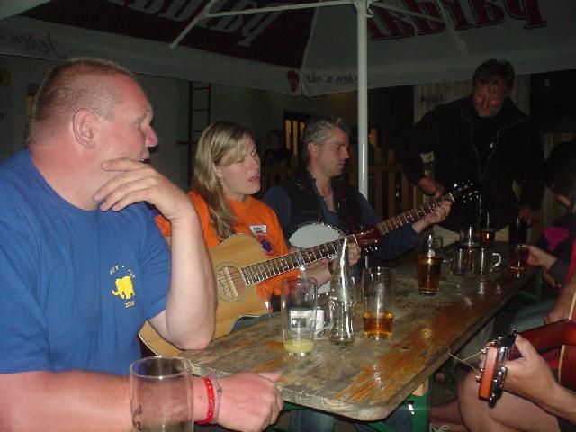 Záchranáři, Vltava 2007 > obr (136)